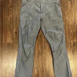 listing-status-banner